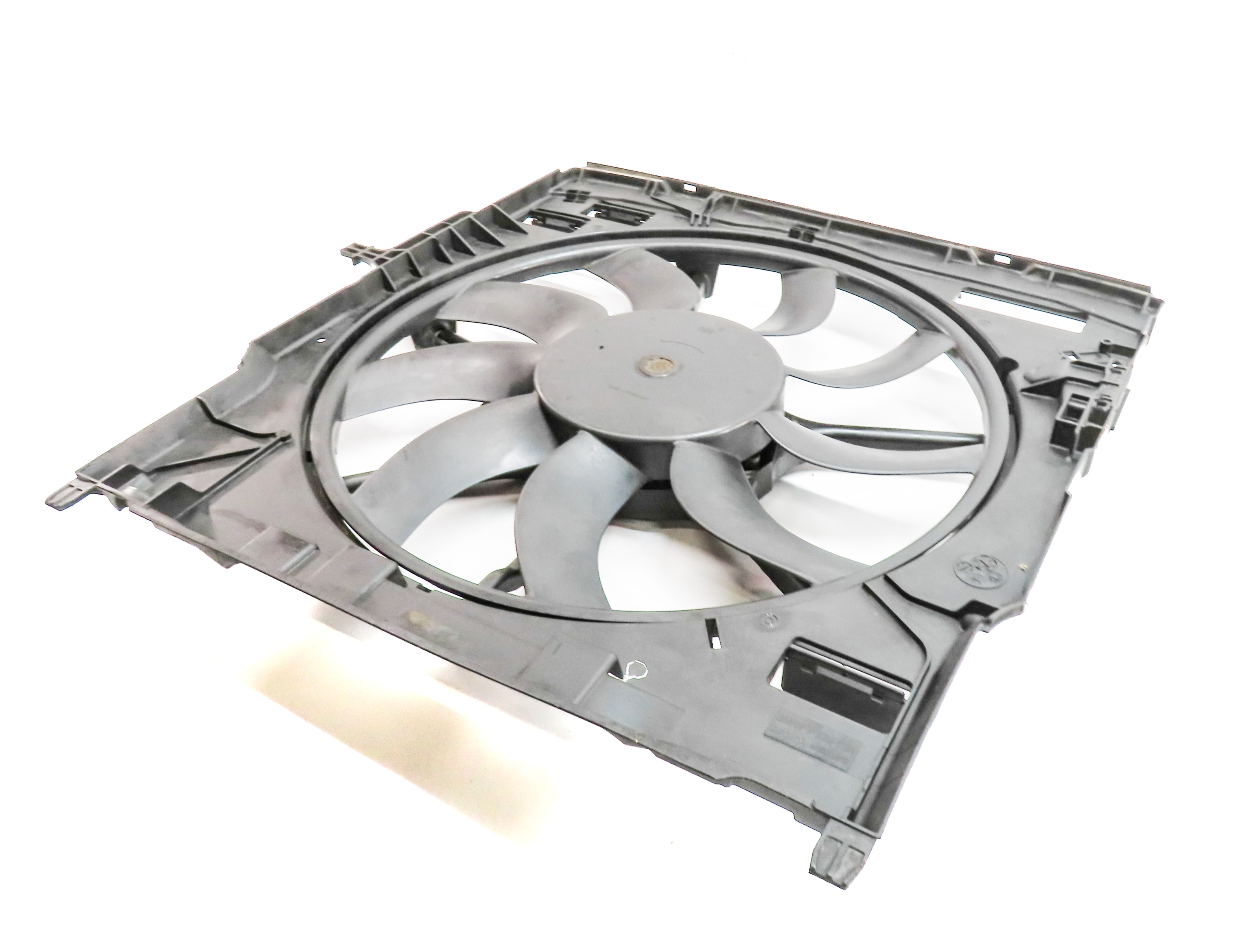 2009-2014 BMW X5 X6 (E70 E71) 3.0L N55 TURBO / 3.0L DIESEL COOLING FAN 850 WATT — exact item pictured